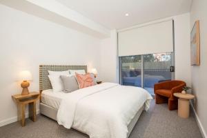 Salty Kisses by Experience Jervis Bay