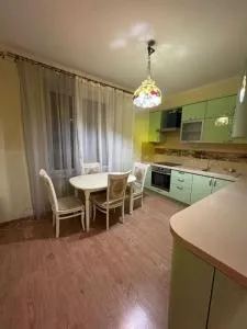 House for a couple good location - Bacău