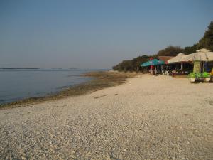 Family friendly house with a swimming pool Barbariga, Fazana - 22763