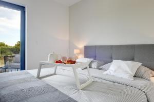 Family friendly house with a swimming pool Loborika, Pula - 22776