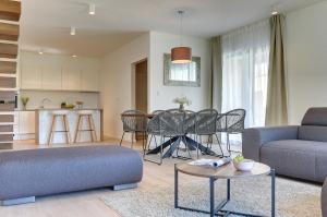 Family friendly house with a swimming pool Loborika, Pula - 22776