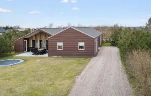 Lovely Home In Skjern With Sauna - Stavning