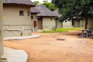 Africa Self Catering Chalets - Manyeleti