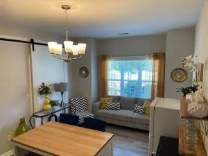 Adorable Apt with Access to Pool and Tennis Courts - Rockmart