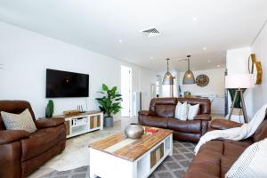 Stylish Penthouse Beacon Rock 321 with Inverter