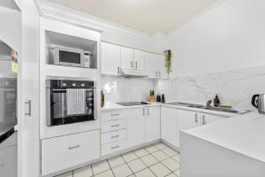 Convenient & Comfy! ~ 2Bed, 2Bath, 2Car, Balcony