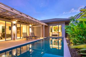 Resort Boutique 2BR Villa Dalaa 4, Private Pool, Full Service, 5 min Drive Kamala Beach