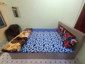 Hotel O Home Tulsi Satsang Bhawan Homestay - Gonda