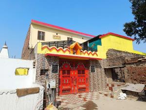Hotel O Home Tulsi Satsang Bhawan Homestay