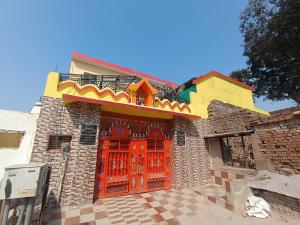 Hotel O Home Tulsi Satsang Bhawan Homestay