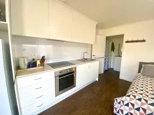 Strahan Accomodation Units - Tullah