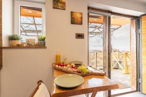 Vineyard Cottage Sunny Hill - Happy Rentals