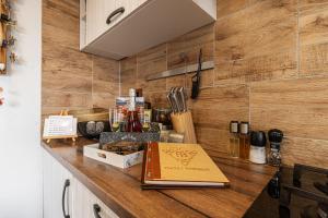 Vineyard Cottage Sunny Hill - Happy Rentals