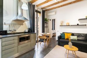 Lodging Apartments Almirall Beach 22