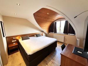 Luxury Suite room in Hotel Melba