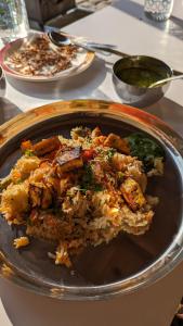 MudHouse Retreat, Sarajara