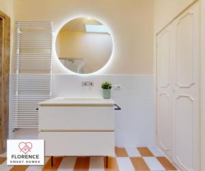 Santa Croce Historical Apartment by Florence Sweet Homes