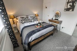 The Catalina Breeze by Grandeur Property