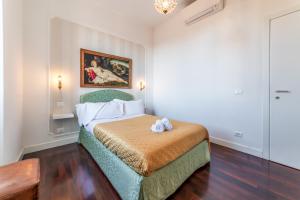 Moma Domus - Golden Keys Collection