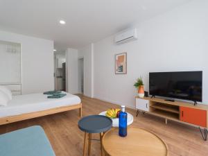 HomeForGuest Estudio Brisa Canteras con terraza