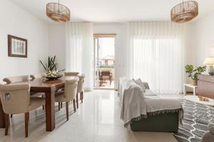 Golden Terrace Delight