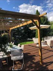 Sommerparadis på Nesbru - 5 min å gå til stranden - 桑维卡