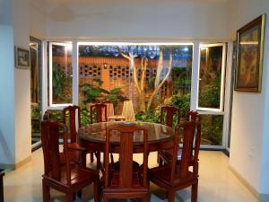 Moon Homestay Huế