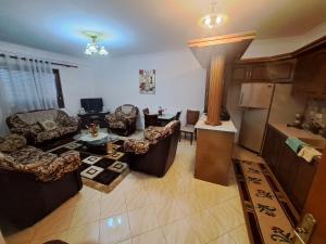 Apartament Miraka