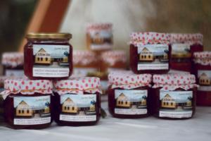 Guest house Jurini Dvori