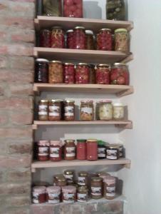 Guest house Jurini Dvori