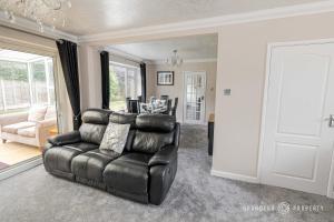 Talbot House by Grandeur Property