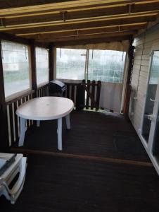 Campings mobil-home k121 au camping les Charmettes : photos des chambres