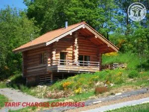 Chalet chaleureux avec poêle à bois et internet à Saint-Martin-la-Sauveté - FR-1-496-184 - Saint-Germain-Laval