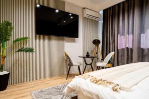 Ultracentral Coziness: Modern Studios on Calea Victoriei