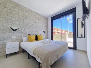 La Llana Beach MDC - 2210