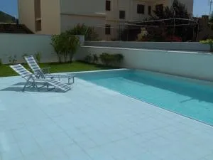 APARTAMENTO POLLENTIAMAR CON PISCINA Y A 90m DE LA PLAYA - Formentor