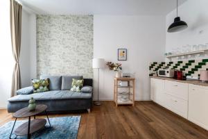 Sleek 1BR Flat Near Center by HM