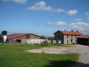 Charmant gîte à la ferme avec terrasse près de Saint-Étienne, 1 chambre, wifi, animaux acceptés - FR-1-496-144