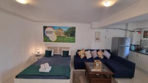 Airport Residence Studio 401