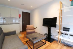 Ibis House by Viridian Apartments