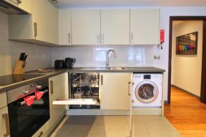 Ibis House by Viridian Apartments