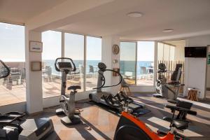 Hotels Hotel Port Marine : photos des chambres