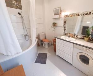 Peaceful apartment with private garden