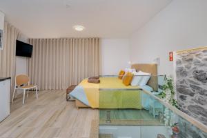 Chalé Henrique - Beachfront apartments at Calheta Beach