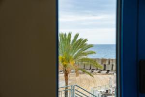 Chalé Henrique - Beachfront apartments at Calheta Beach