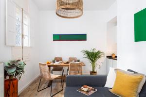 Pikis Center Sevilla