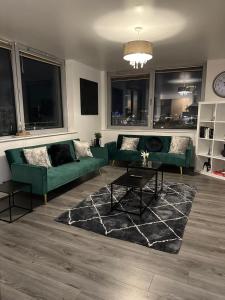 City Centre 2 Bed Room Apartment Free Parking