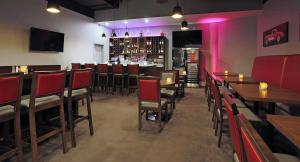 Courtyard by Marriott Montreal West IslandBaie D’Urfe