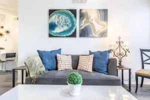 North Dallas Updated One Bedroom Apartment - Audelia