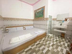 Khách sạn Sơn Hà